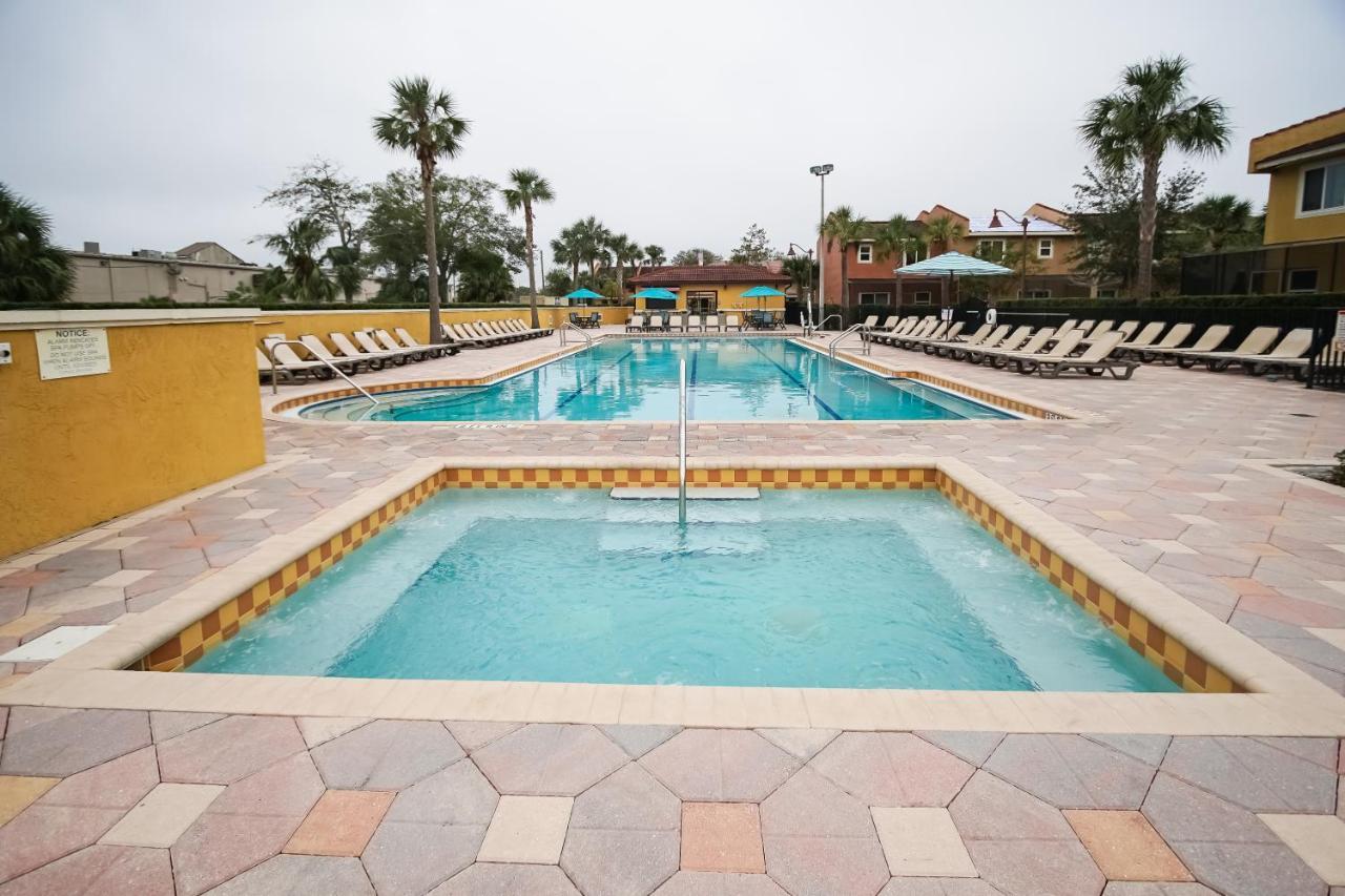 Multi Resorts At Fantasy World Orlando Bagian luar foto